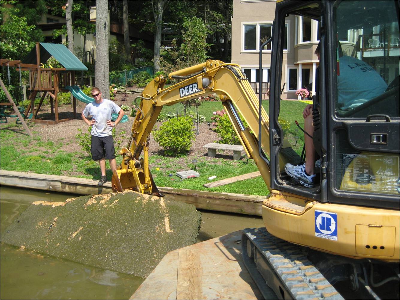 Removing underwater road