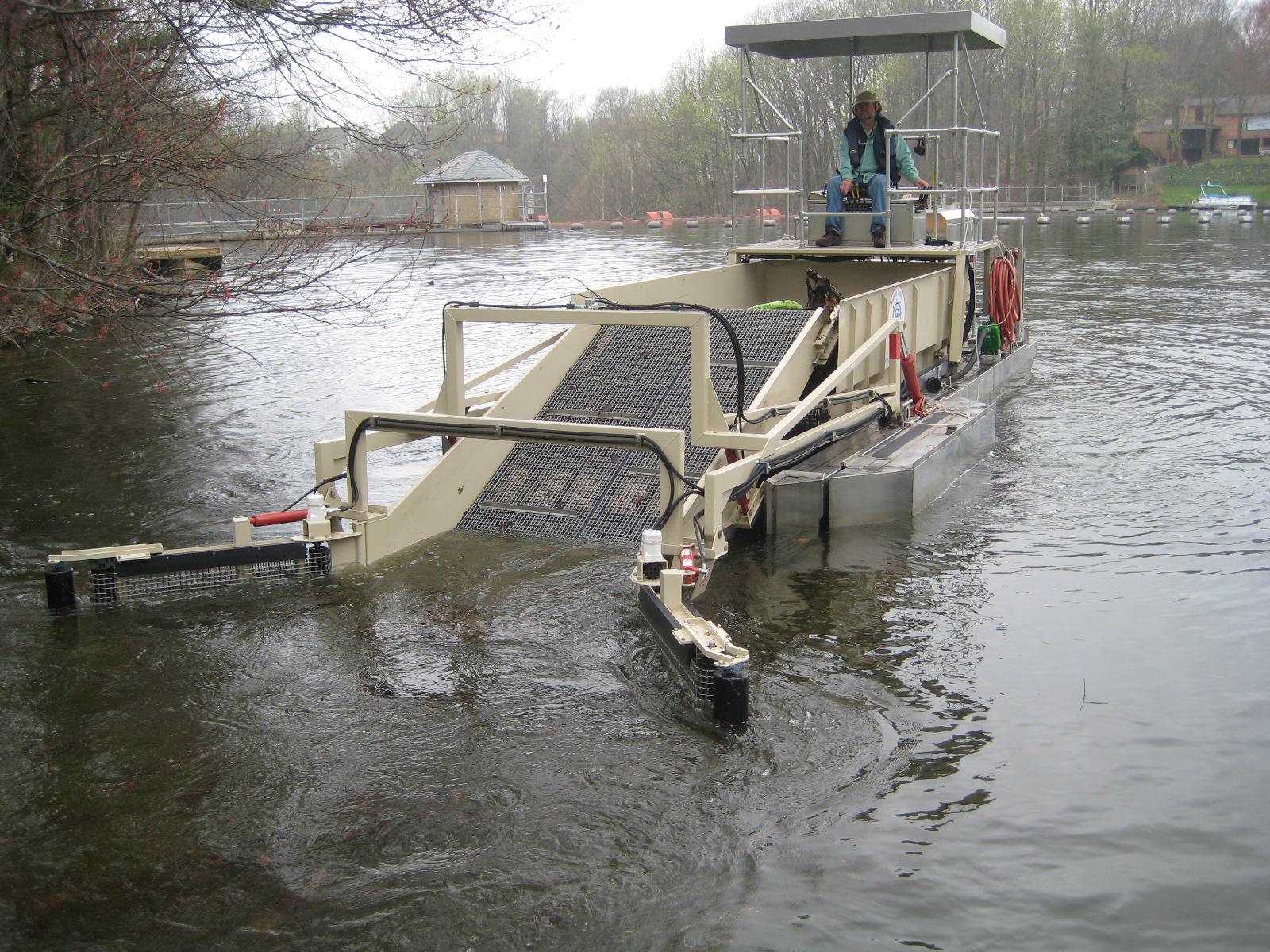 New Trash Skimmer